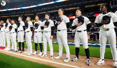 Domínguez Hits 3 HRs, Sets Record