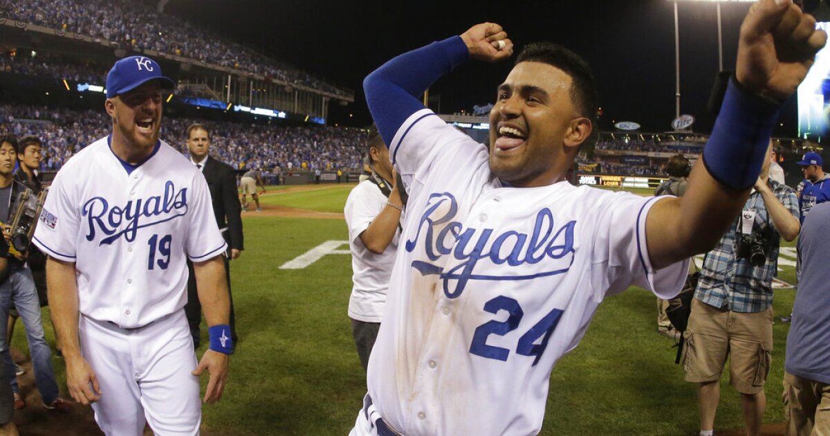 Royals postseason hero Christian Colón returns to Kansas City with Monarchs