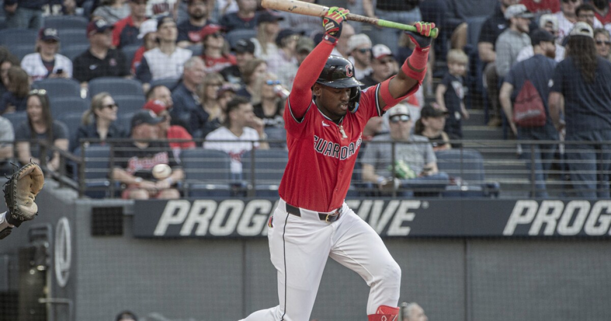 Guardians face the Brewers leading series 1-0