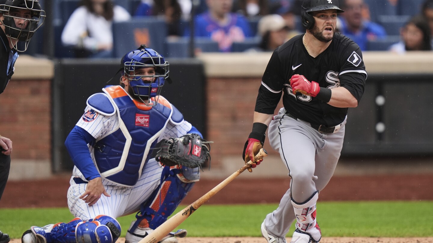 Benintendi's big day sends White Sox to 9-4 win over Mets
