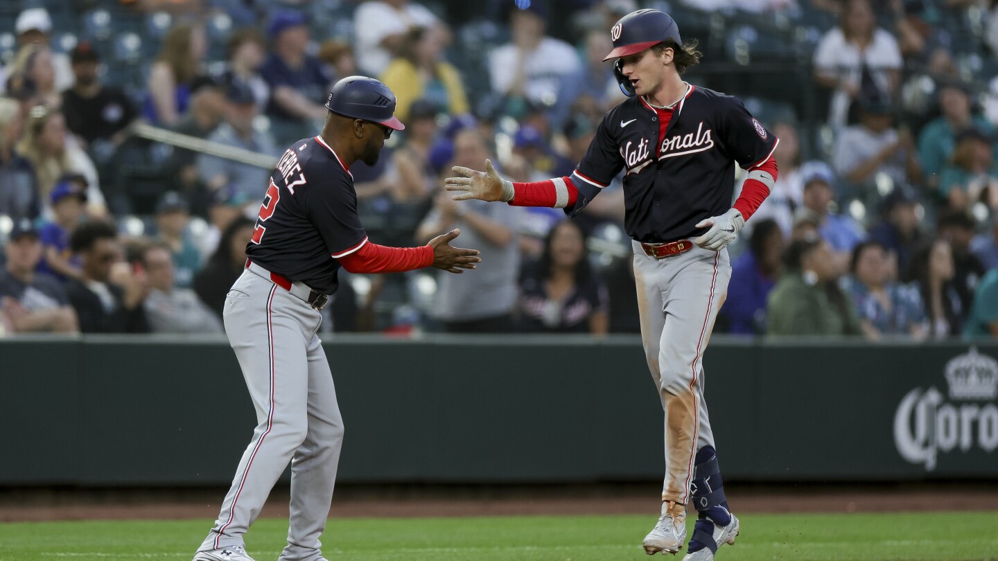 Nationals prospect Robert Hassell III hits 1st career home run