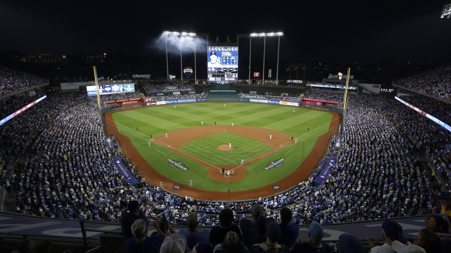 MLB playoffs ratings: 3.33 million viewers on average through Division Series