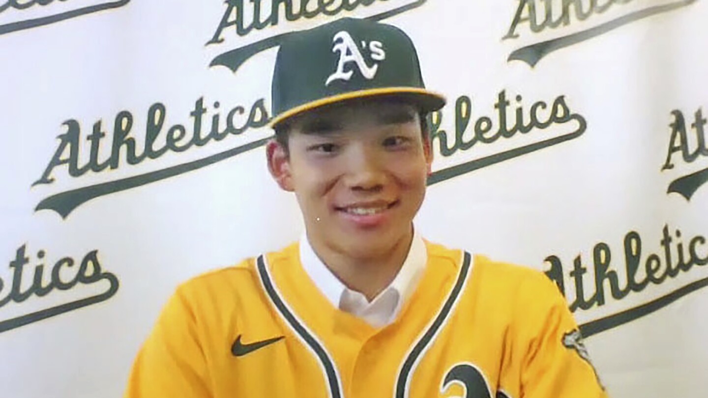 Shotaro Morii, 18-year-old 2-way player, bypasses Japanese baseball to sign with Athletics