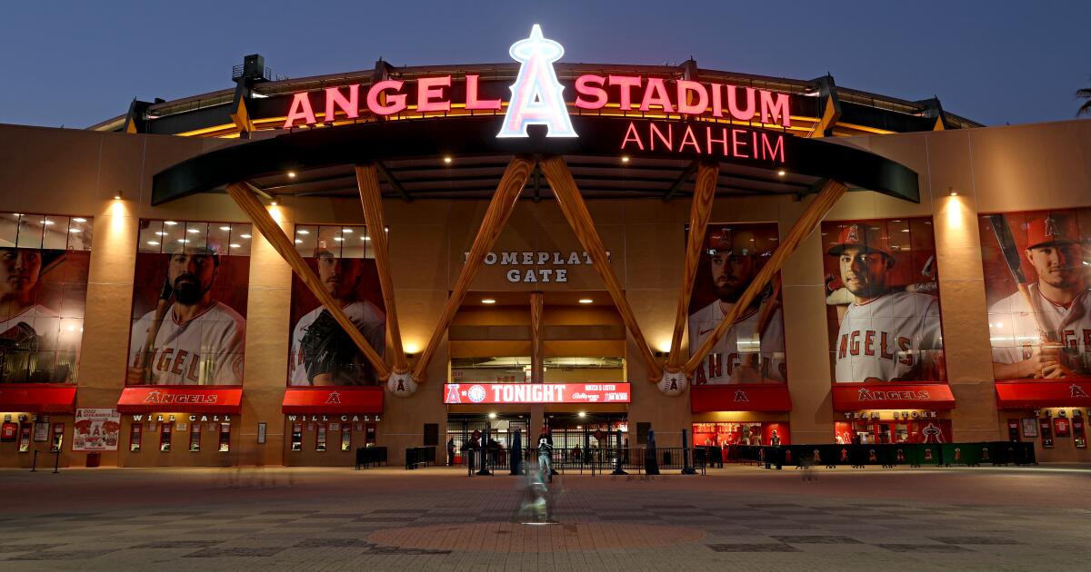 The future of Angel Stadium? Anaheim puts the issue on hold