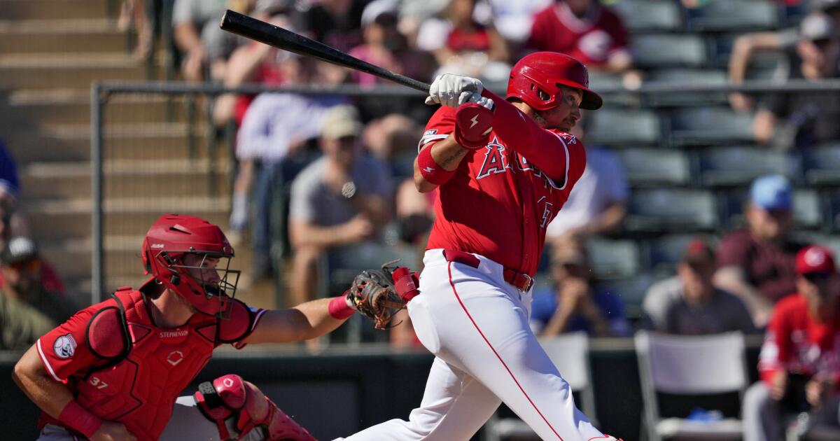 Angels trade first baseman Ryan Noda to Red Sox for cash