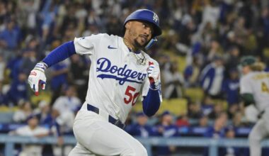 Mookie Betts and Max Muncy help power Dodgers past Athletics
