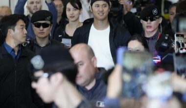 Why the Dodgers are using two planes on road trips this year