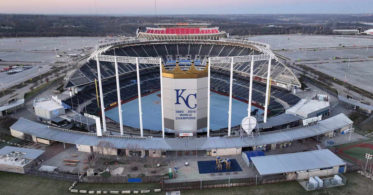 Missouri legislature adjourns without passing stadium funding plan