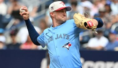 Royals sign pitcher Trevor Richards to minor league deal