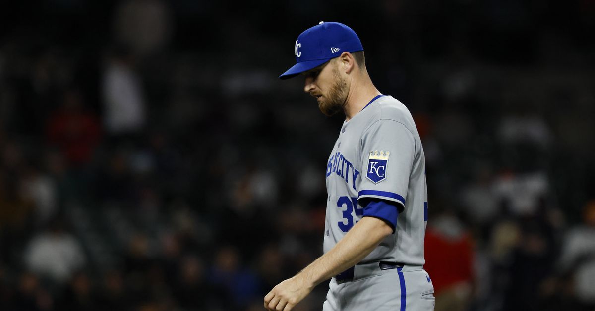 Royals designate pitcher Chris Stratton for assignment