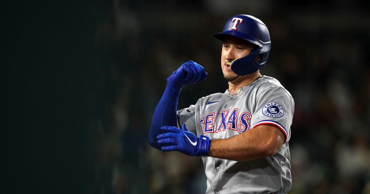 Wyatt Langford ignites Texas Rangers in win over San Francisco Giants