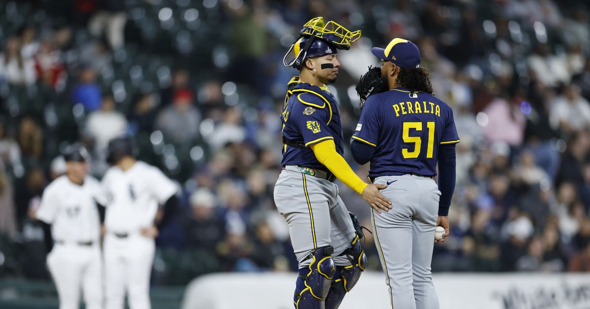 Game Thread #35: Milwaukee Brewers (16-18) vs. Chicago Cubs (21-13)