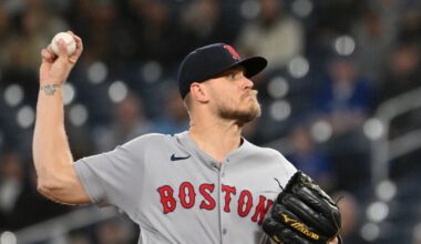 Red Sox 2, Blue Jays 4: Late lead lost again