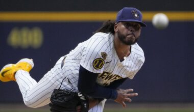 Peralta shines, offense does just enough in Brewers’ 4-0 victory over Cubs