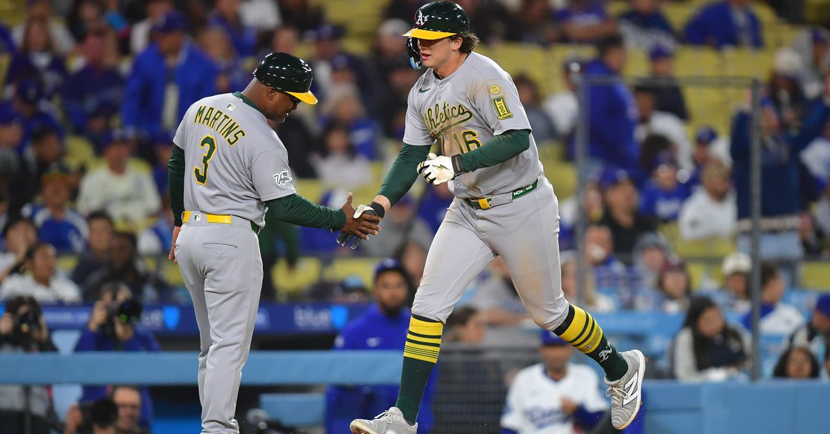 A’s ride five homers to 11-1 win over Dodgers