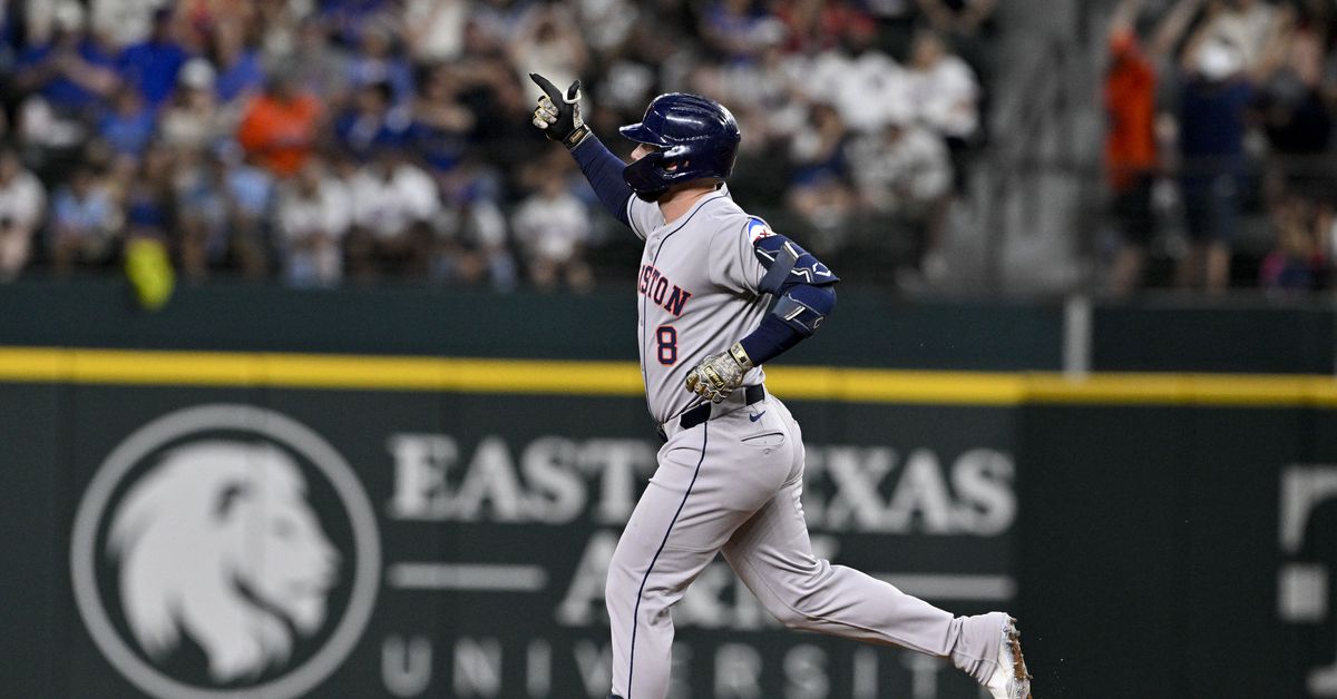 Lineup Steps Up In The Seventh, Astros Win 6-3 Over Rangers