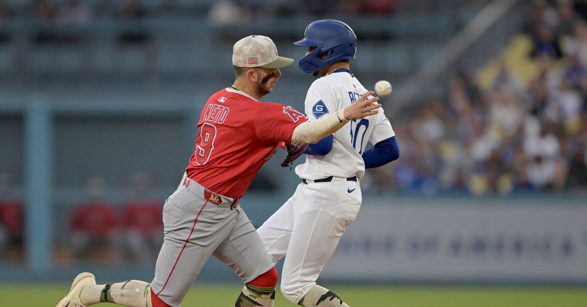 Dodgers hit into franchise record five double plays in Freeway Series opener loss