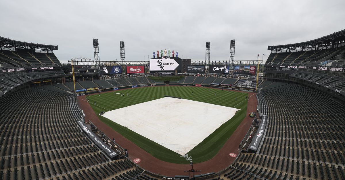 White Sox host party, show up late, ask guests to leave