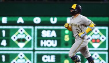 Brewers lose heartbreaker in extra innings