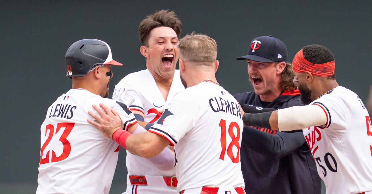 Twins 5, Royals 4: Un - B. Lee - vable