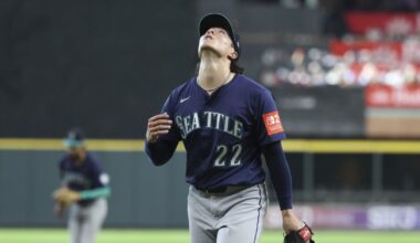 Mariners can’t quite put it together, lose 2-1