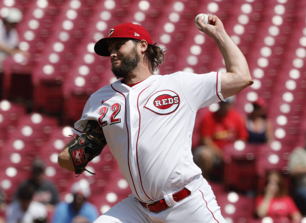 Reds' Wade Miley Expected To Trigger Opt-Out; Joe La Sorsa To Exercise Upward Mobility Clause