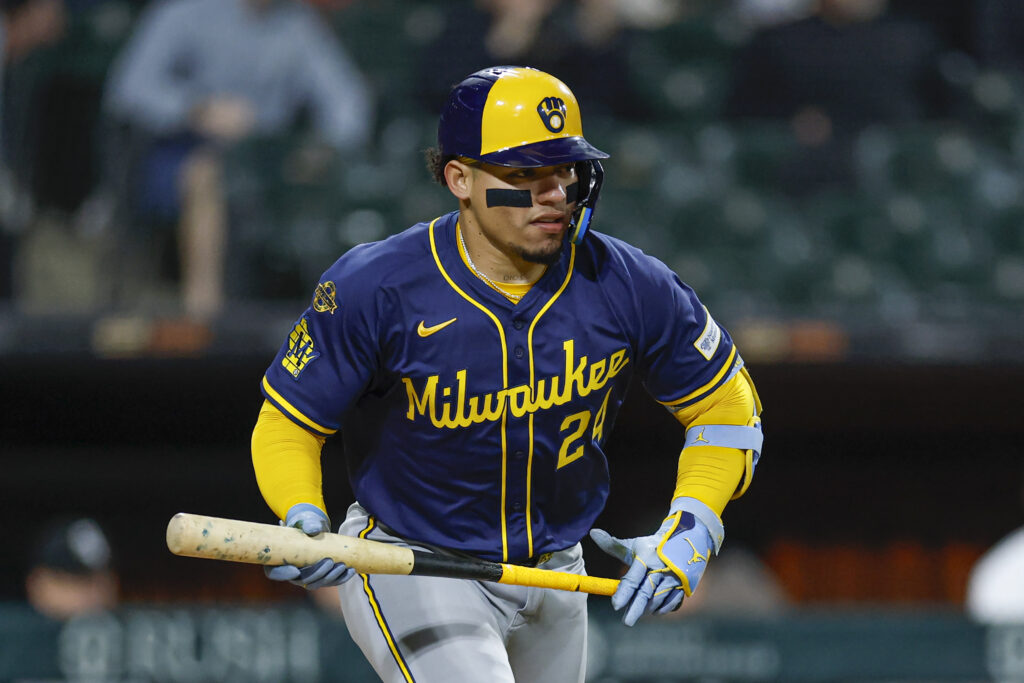 William Contreras Playing Through Fractured Finger