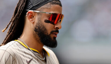 Tatis, back in lineup, still dodging pitches in Padres 6-5 loss