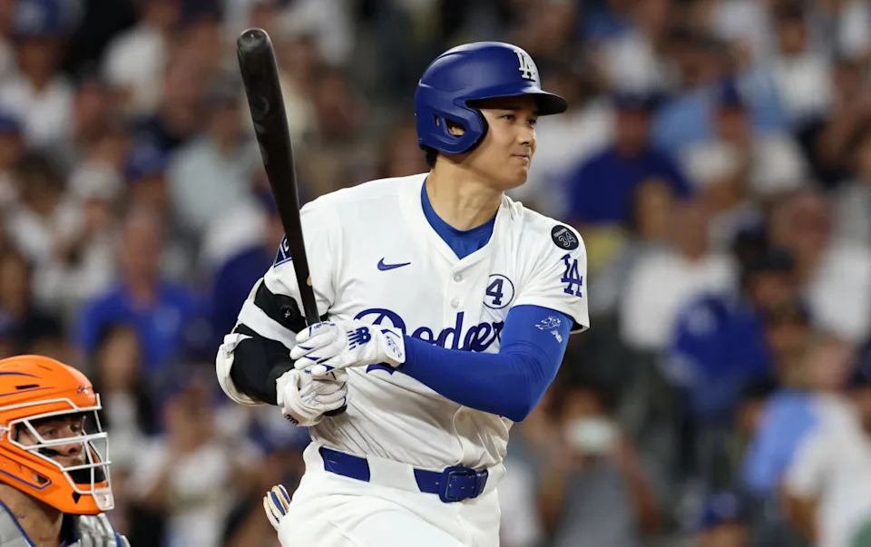 Los Angeles Dodgers designated hitter Shohei Ohtani (17) grounds out during the fifth inning against the New York Mets at Dodger Stadium.Jason Parkhurst-Imagn Images
