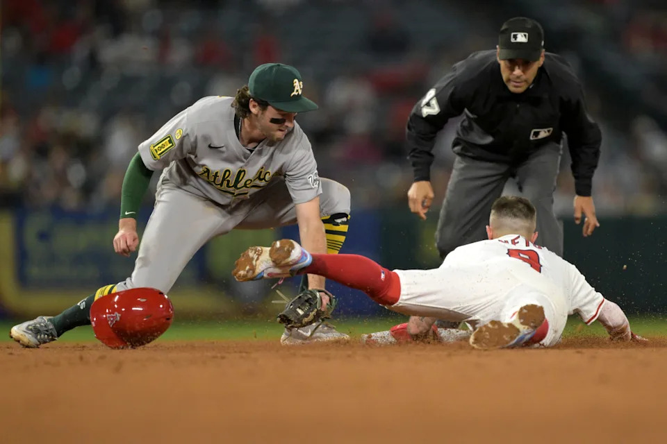 Los Angeles Angels shortstop Zach Neto (9) and Athletics shortstop Jacob Wilson (5)© Jayne Kamin-Oncea-Imagn Images