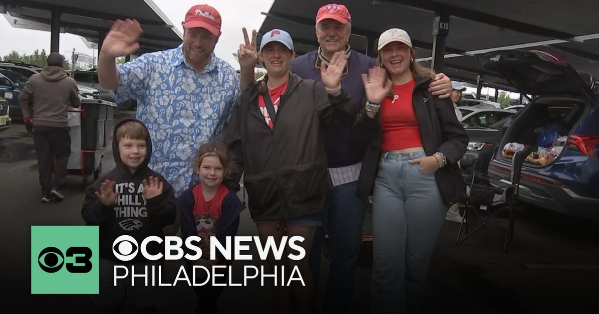 Families celebrate dads with a Philadelphia Phillies game at Citizens Bank Park