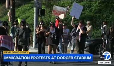 Dodgers delay announcement of plans to assist immigrant communities