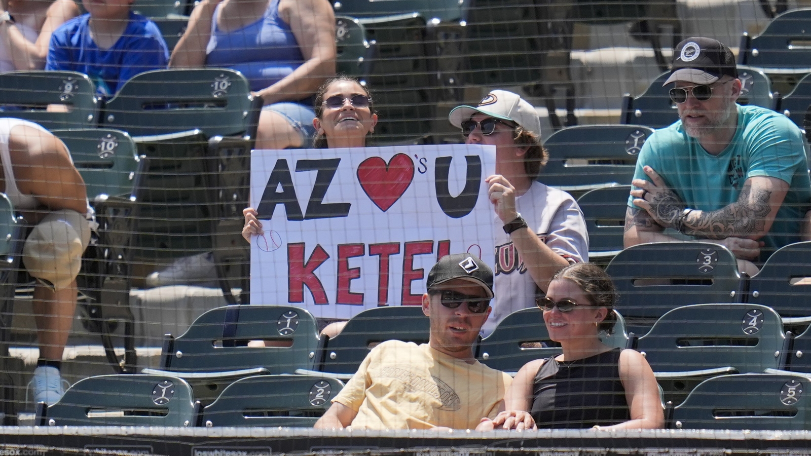 Ketel Marte crying: Fan, heckler who taunted Arizona Diamondbacks player on late mother at White Sox game ejected, source says