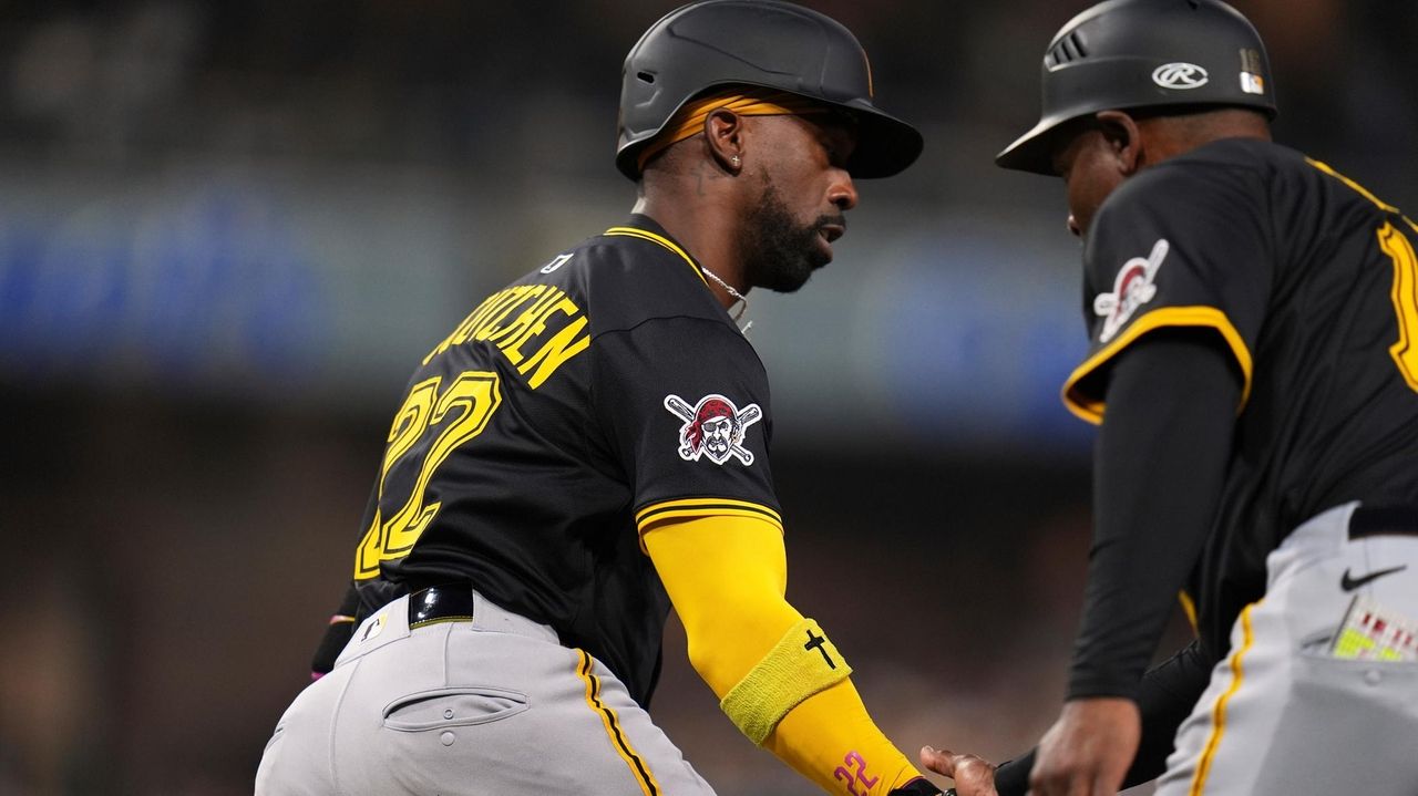 Pirates win 5-0 behind McCutchen and Falter to snap 10-game losing streak vs. Padres