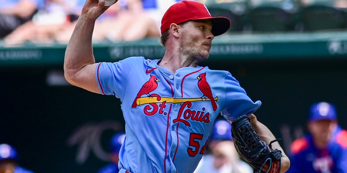 Sonny Gray strikes out 10 in the Cardinals’ 2-0 victory over the Rangers