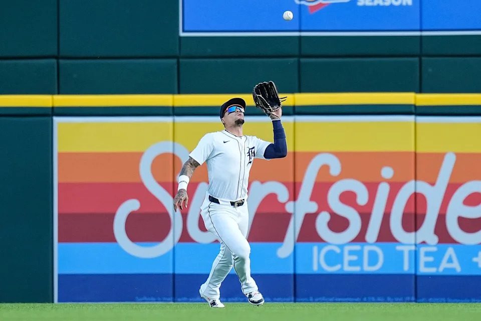 Detroit Tigers center fielder Javier Báez (28) catches a fly out against Boston Red Sox at Comerica Park in Detroit on Wednesday, May 14, 2025.