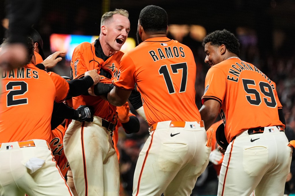 SF Giants walk off Braves, win third straight game since roster shakeup