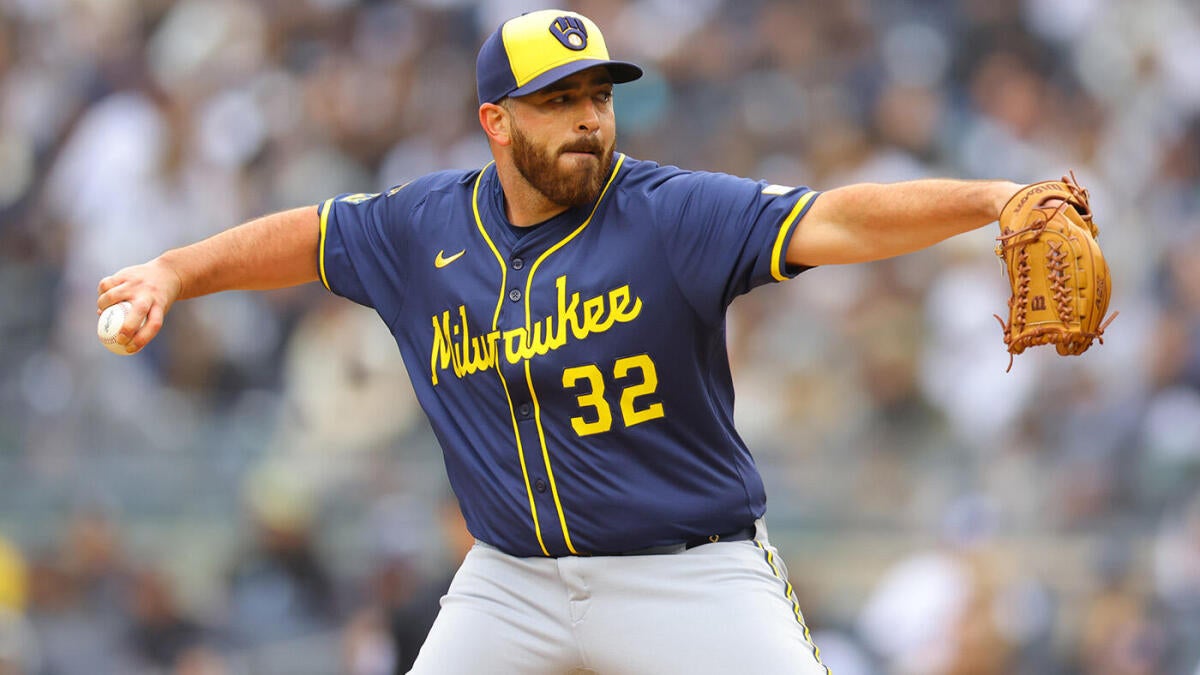 Brewers, White Sox swap Aaron Civale and Andrew Vaughn one day after pitcher's trade request