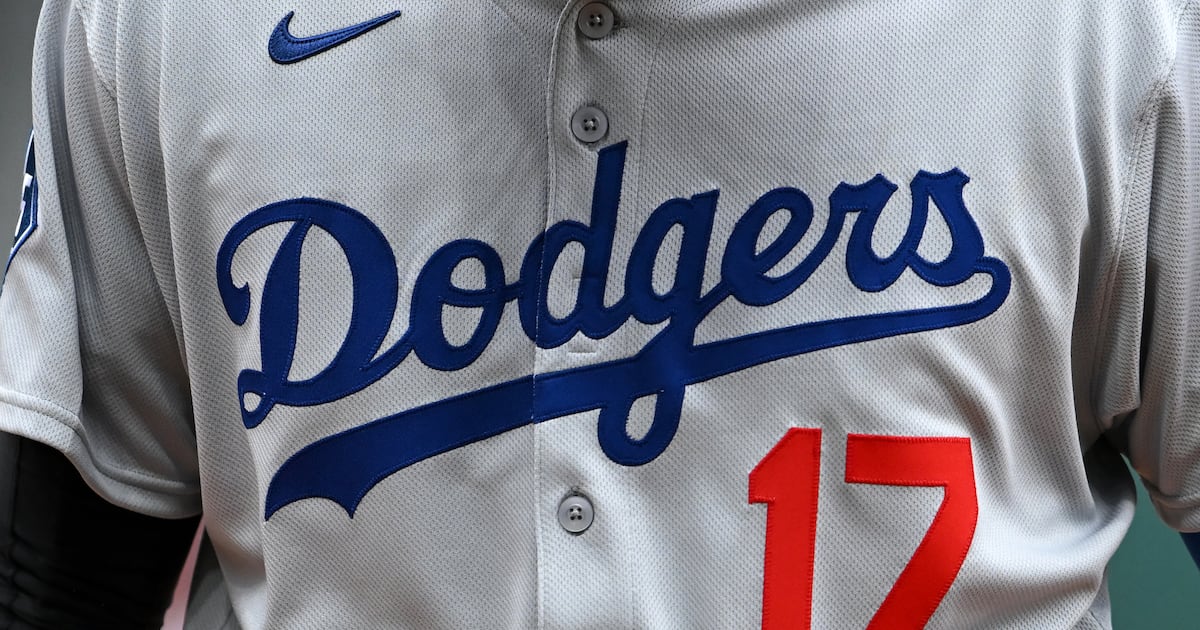 Los Angeles Dodgers’ immigration silence hurts Latino fanbase
