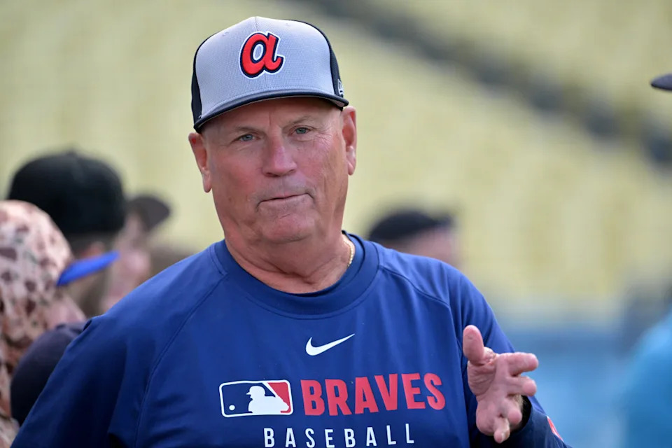 Atlanta Braves manager Brian Snitker (43) looks on prior to the game against the Los Angeles Dodgers at Dodger Stadium.Jayne Kamin-Oncea-Imagn Images