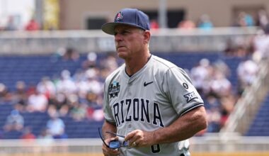 Arizona extends baseball coach Chip Hale's contract 4 years through 2030