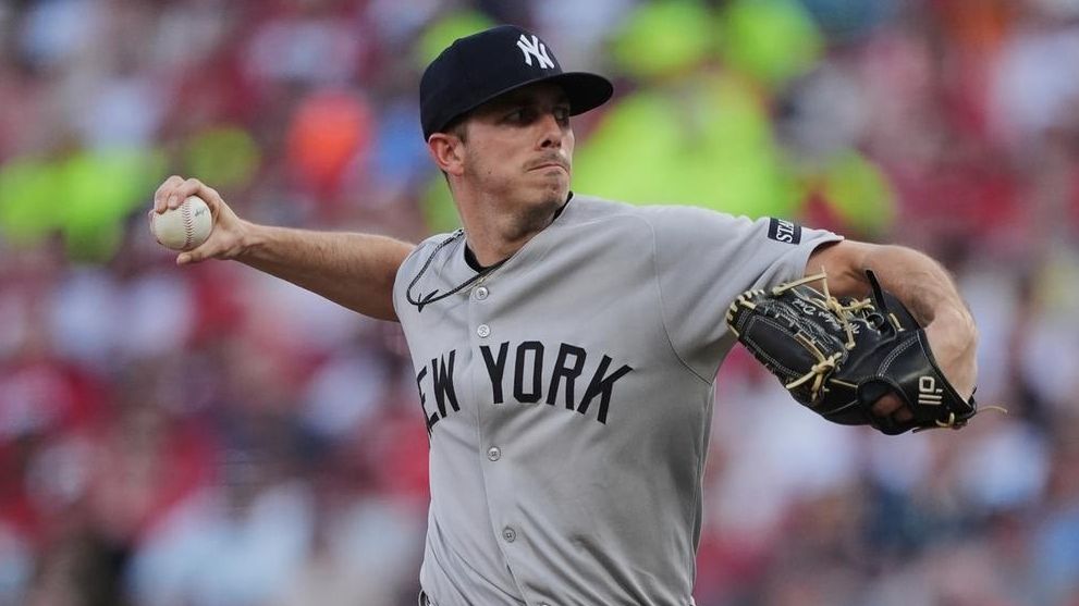 Yanks' Allan Winans starts well, then wheels come off against Reds