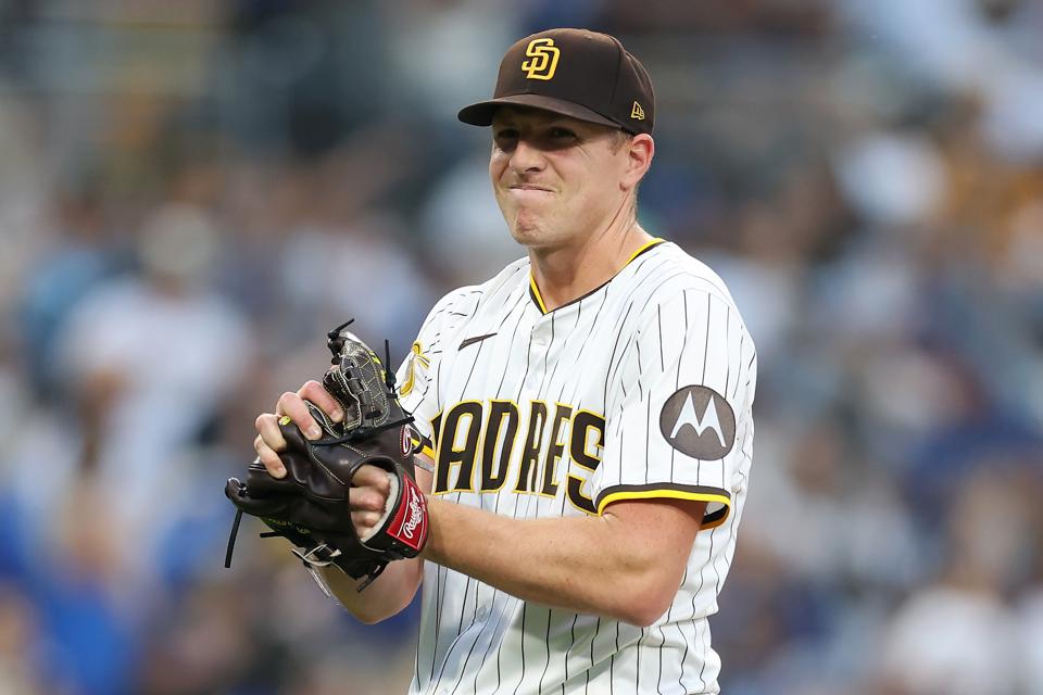 Los Angeles Dodgers v San Diego Padres