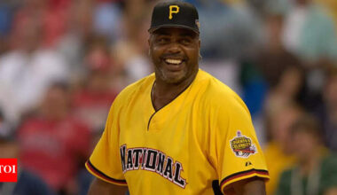 Dave Parker, Pittsburgh Pirates slugging outfielder, dies at 74 before he could deliver his 15-year-old speech for his Baseball Hall of Fame induction | MLB News
