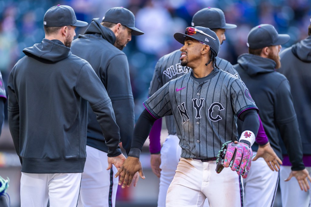 New York Mets shortstop Francisco Lindor (12) celebrates after the final out