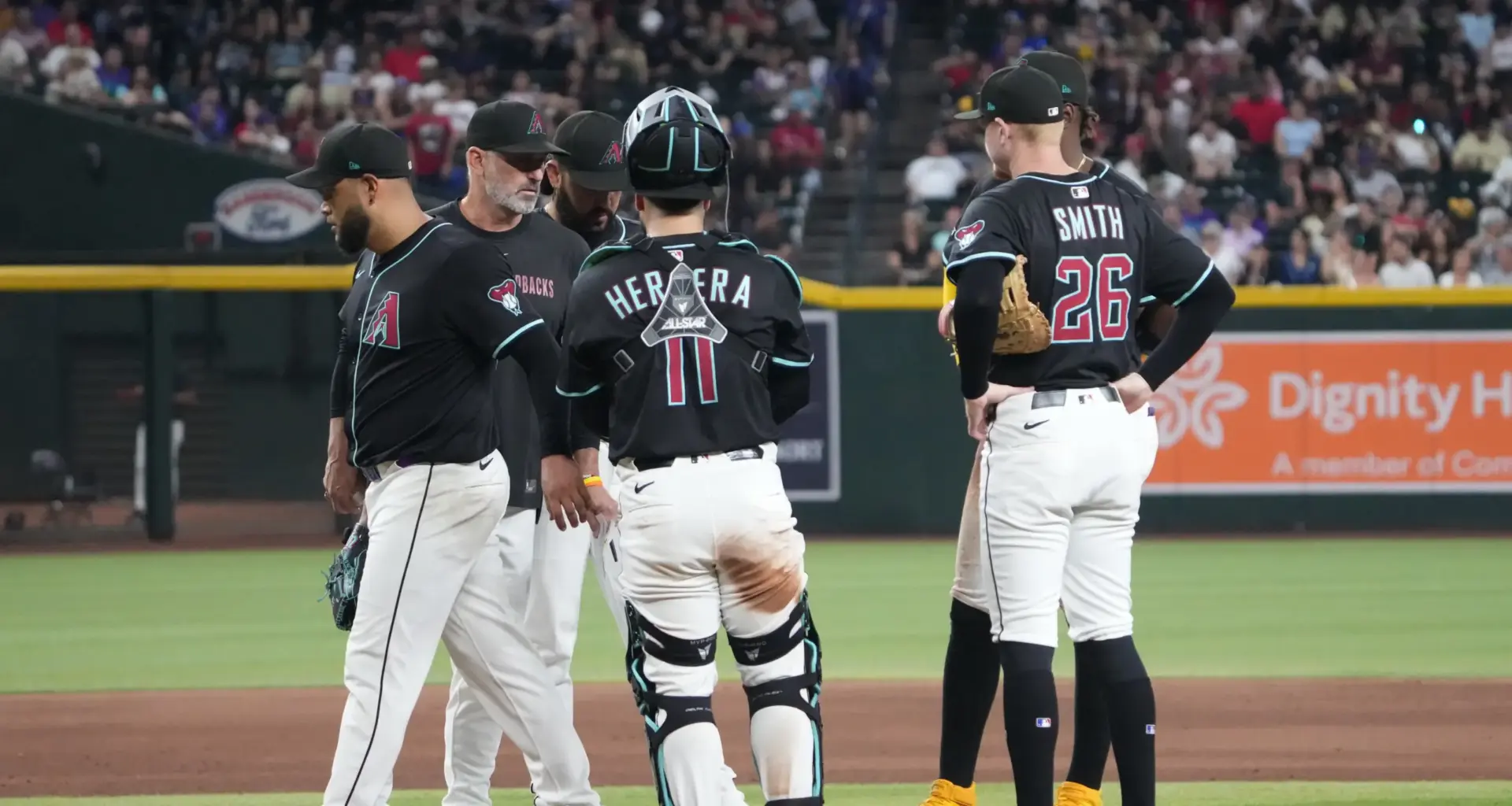 Arizona Diamondbacks sink into chaos as bullpen collapses under pressure and playoff dreams fade