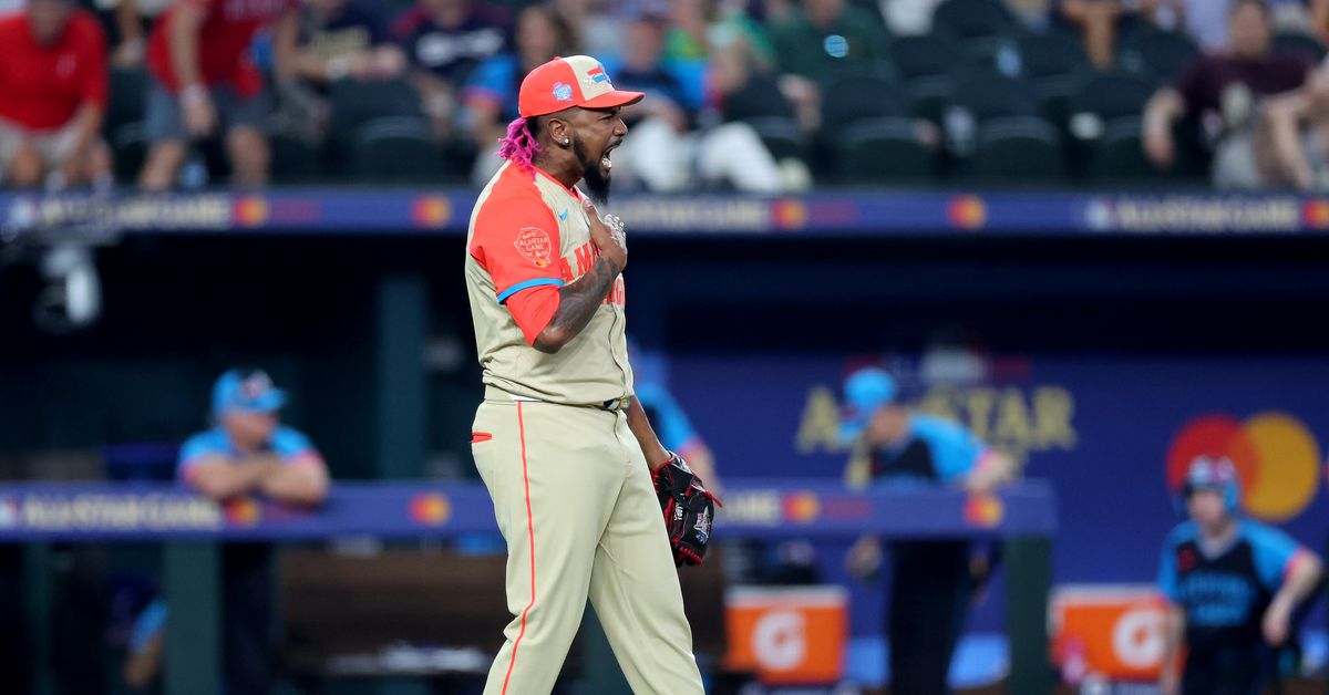 It’s Time for the Guardians to Consider Trading Emmanuel Clase