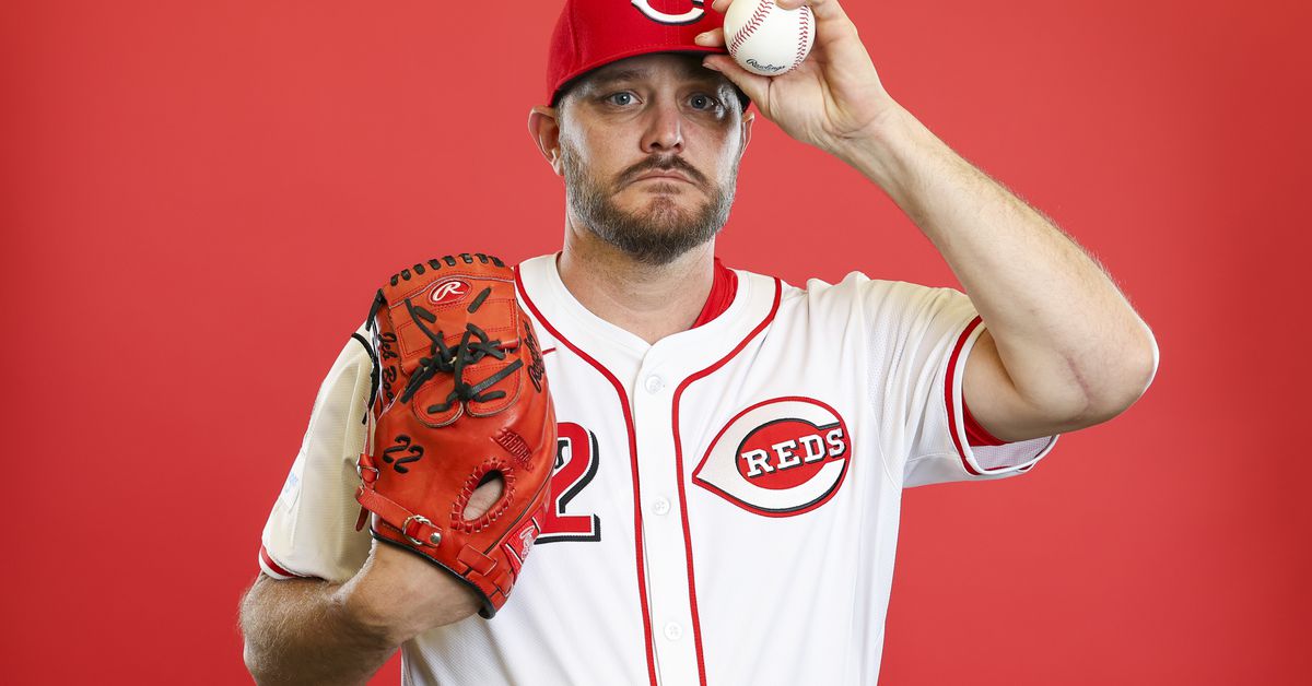 Cincinnati Reds links - Pitching depth dealt blow with Wade Miley’s departure