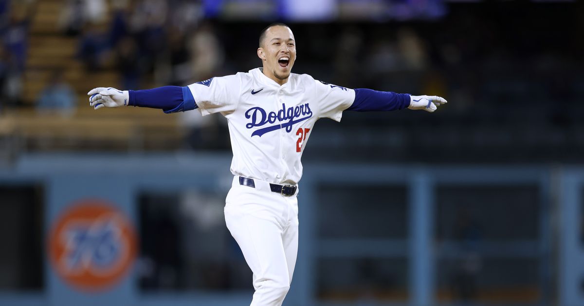 Dodgers score: Tommy Edman walk-off single beats Marlins 7-6 in 10th