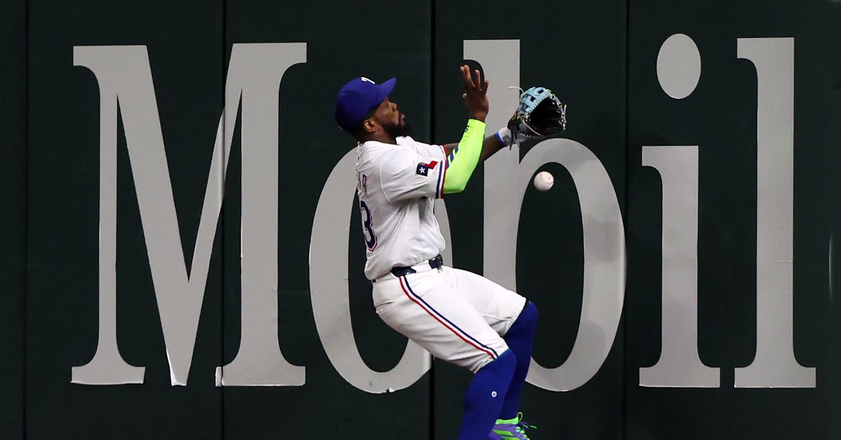 Texas Rangers lose to Athletics 3-1